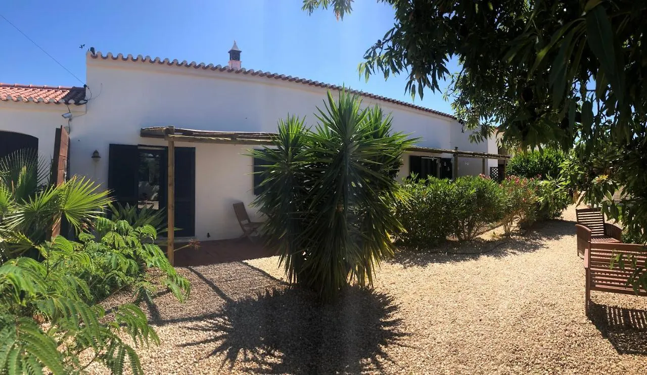 Quinta Das Amendoeiras B&B Nora 0*,